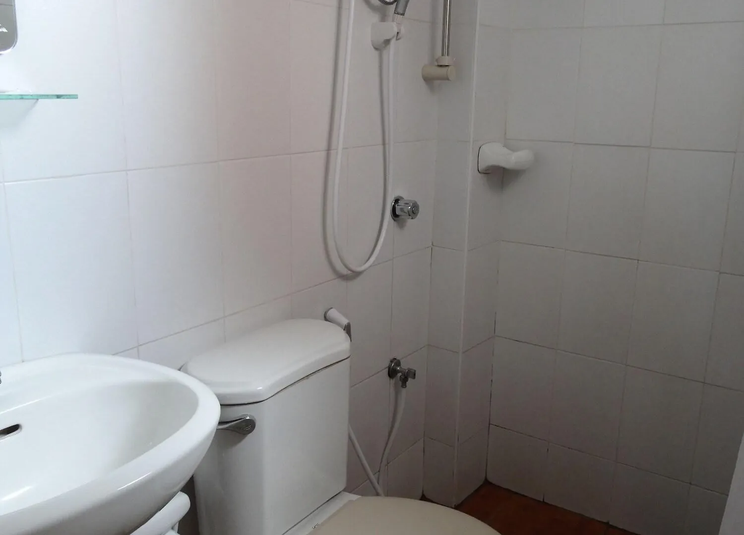 فندق رمانجو أبارتيل آند سويتس Davao City